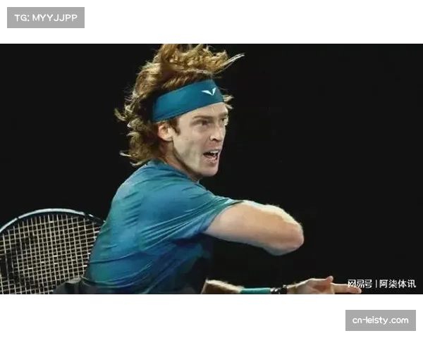 ATP500迪拜站：卢布列夫横扫梅德韦杰夫，卫冕成功