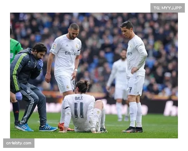 AC米兰锋线实验效果待观察，352阵型优缺点明显